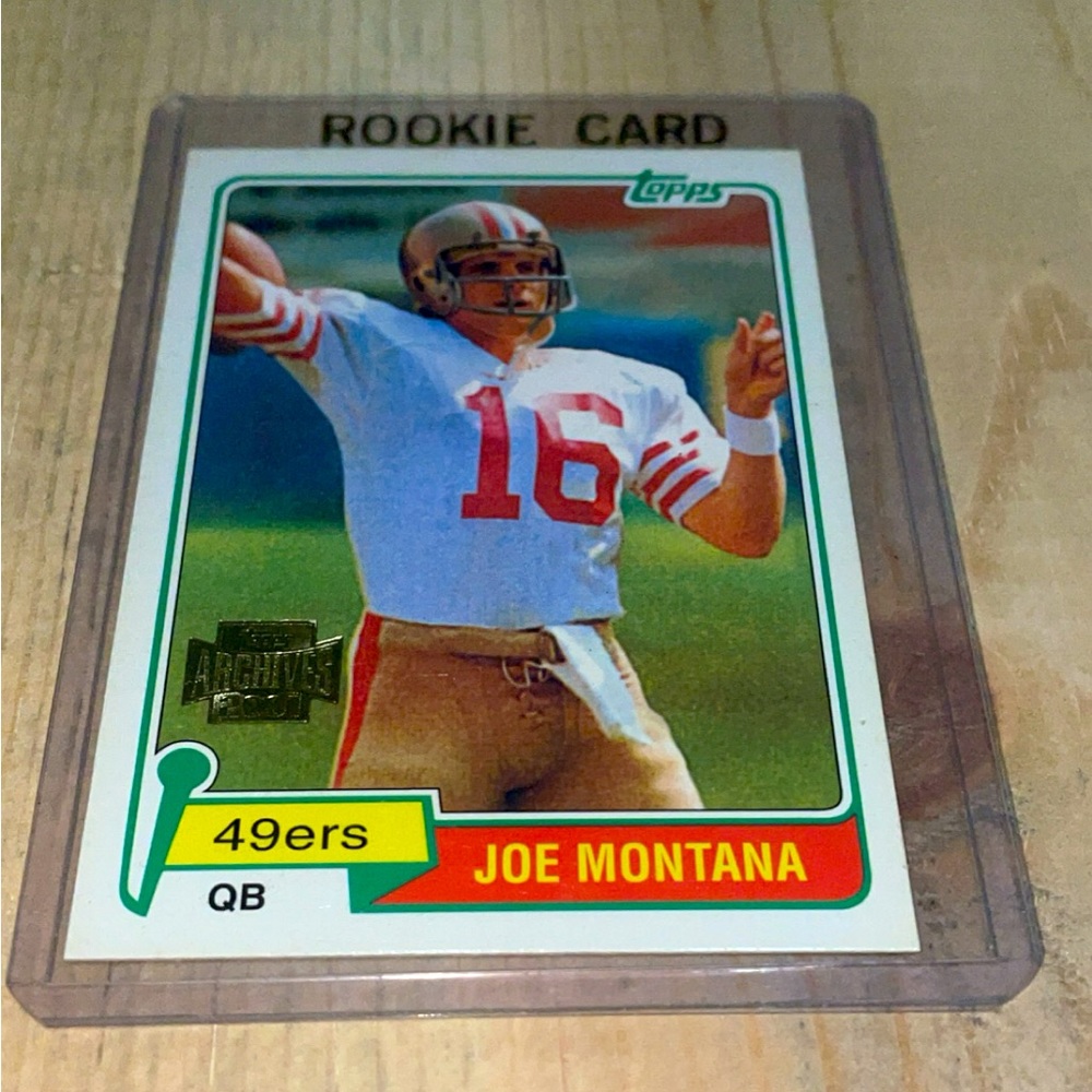 Joe Montana Rookie Archive 2001 NFL Sports card